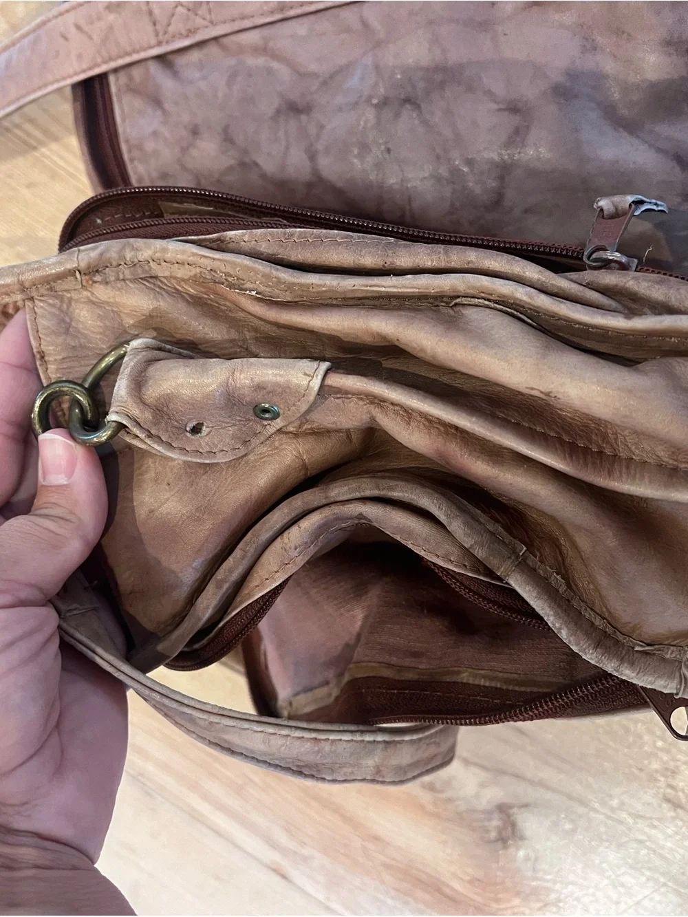Vintage Super Soft Wilsons Patina Brown Leather Laptop Messenger Bag